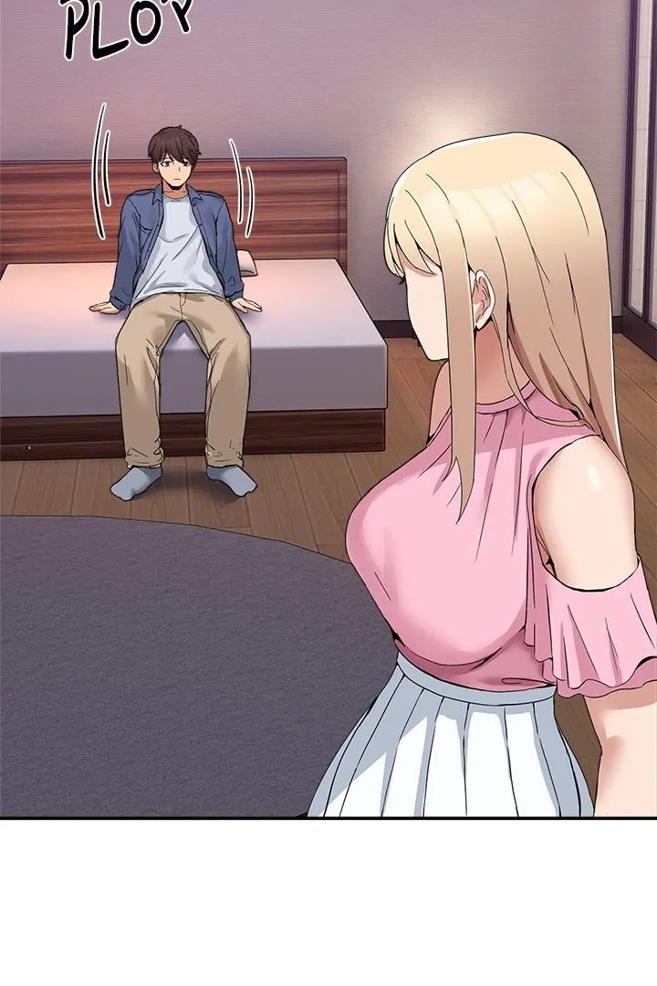 No Men Allowed - Chapter 3 - photo - 25