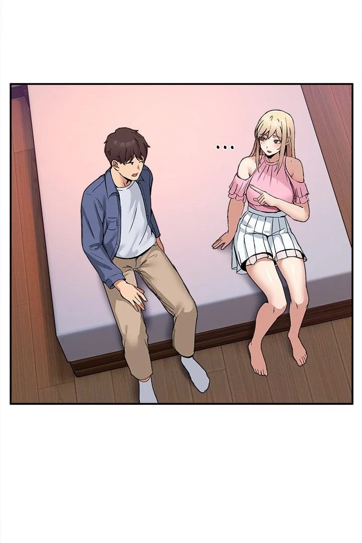 No Men Allowed - Chapter 3 - photo - 44