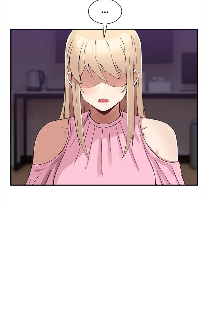 No Men Allowed - Chapter 4 - photo - 23