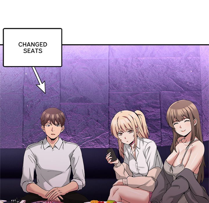 No Men Allowed - Chapter 17 - photo - 16