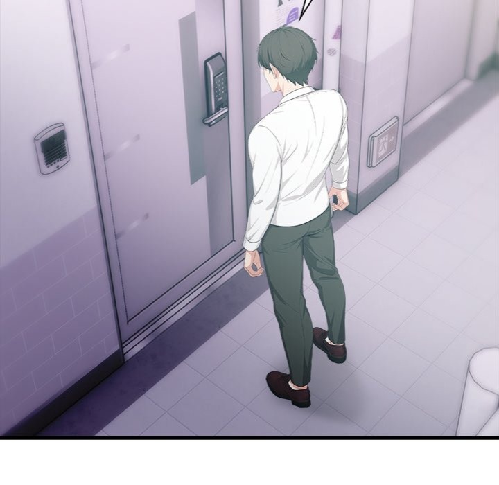 Under Her Desk - Chapter 18 - photo - 37